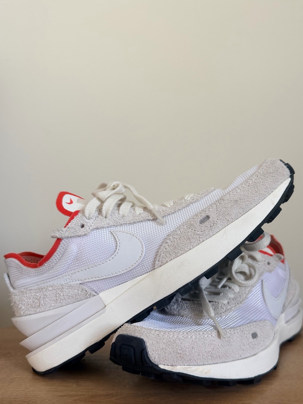 Nike Waffle One Vintage White Picante Red Suede Sneakers Womens Sz 8